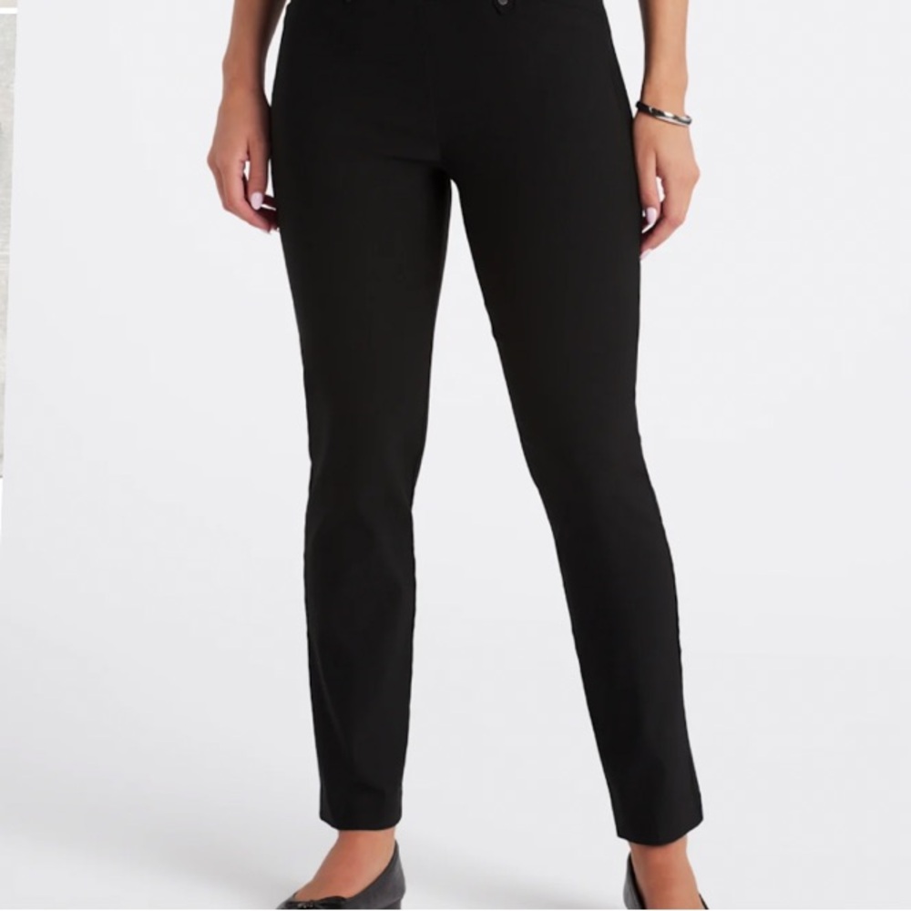 Violets & Roses Lauryn Mid Rise Straight Pant - Black